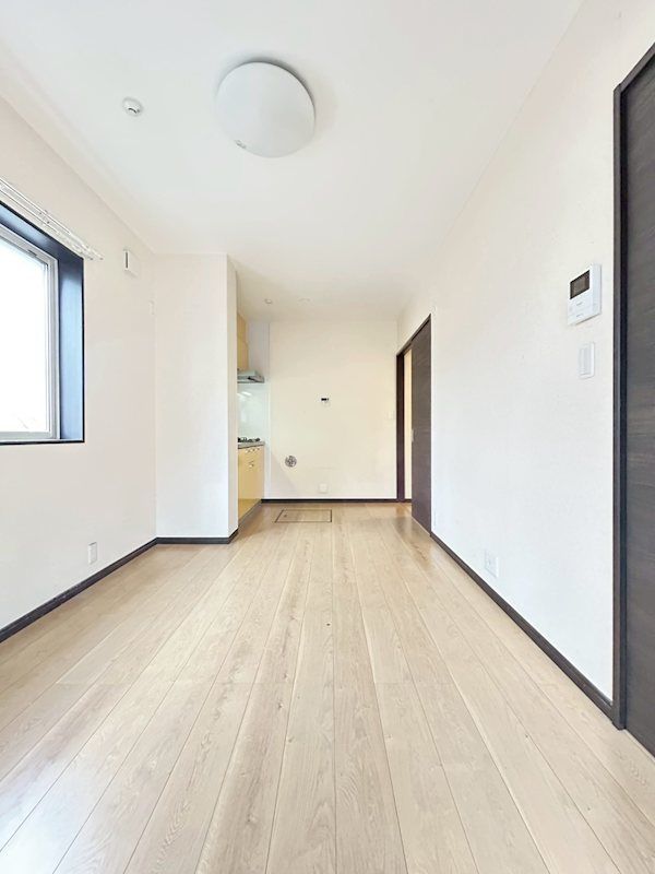 �y���ԁE���r���O�z�@